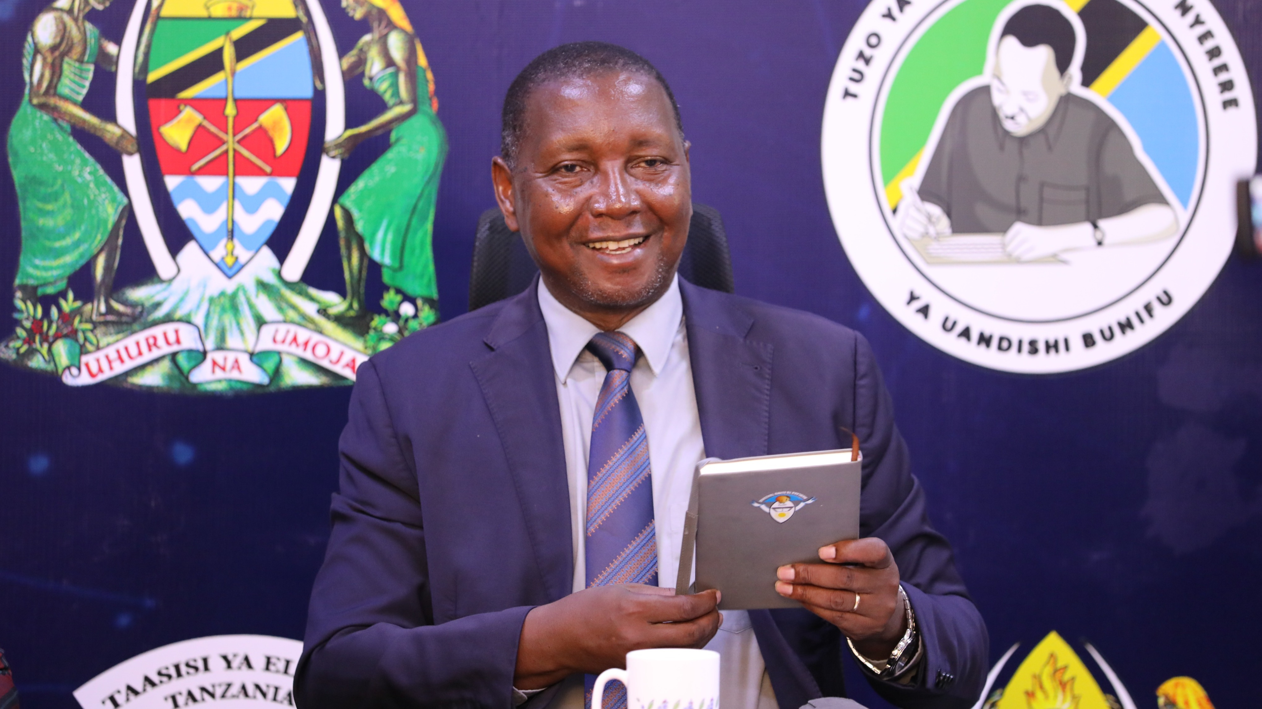 MWALIMU ABDILATIF ABDALLA MGENI RASMI TUZO YA TAIFA YA MWL. NYERERE YA UANDISHI BUNIFU